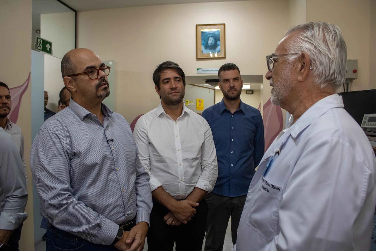 ASCOMCER recebe vice-governador de Minas Gerais