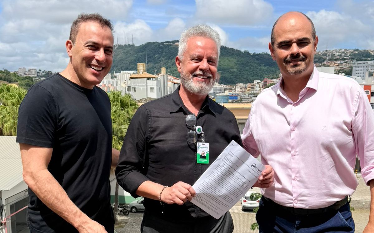 A ASCOMCER acaba de firmar a aquisição de um novo acelerador linear
